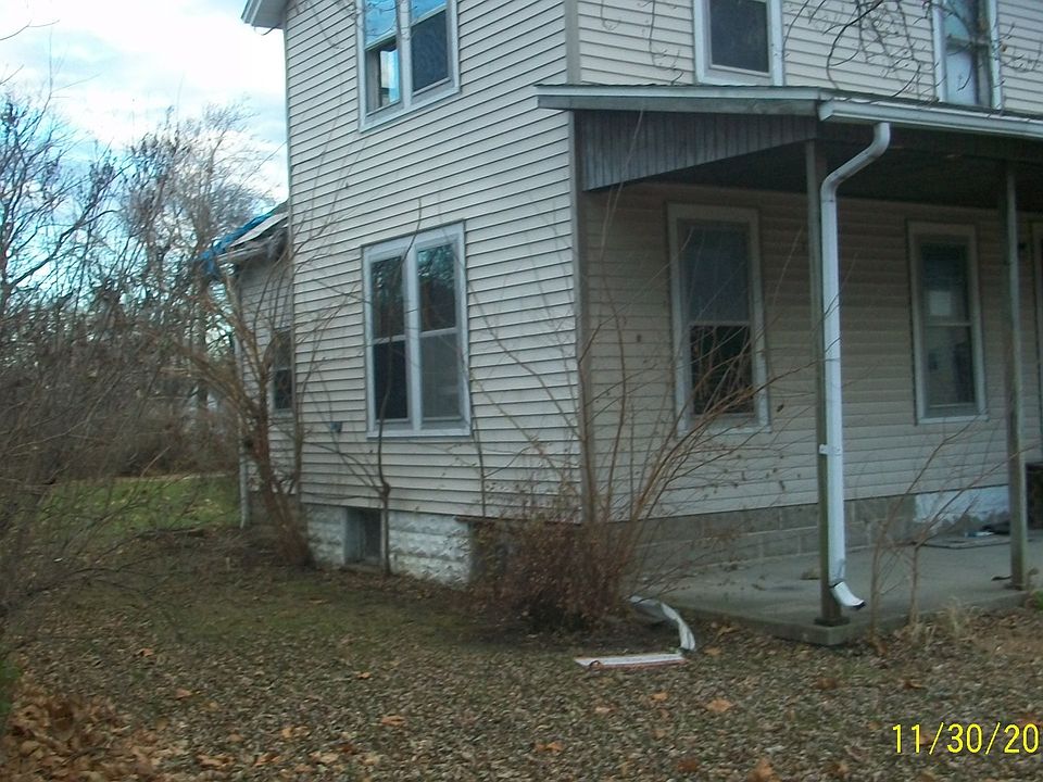 2nd image of 31 W Walnut St