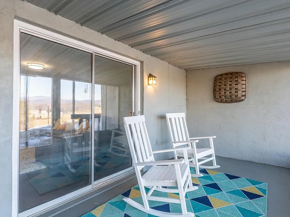 Screened porch