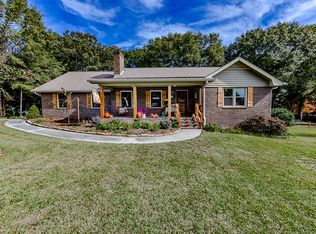 3690 Bay Leaf Dr, Loganville, GA 30052