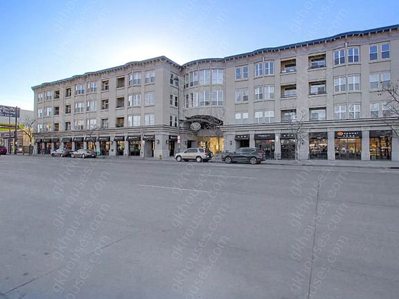 2nd image of 277 North Broadway