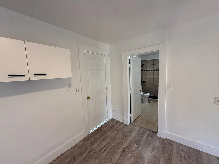 8112 Melrose Ct W #1 — Photo 5