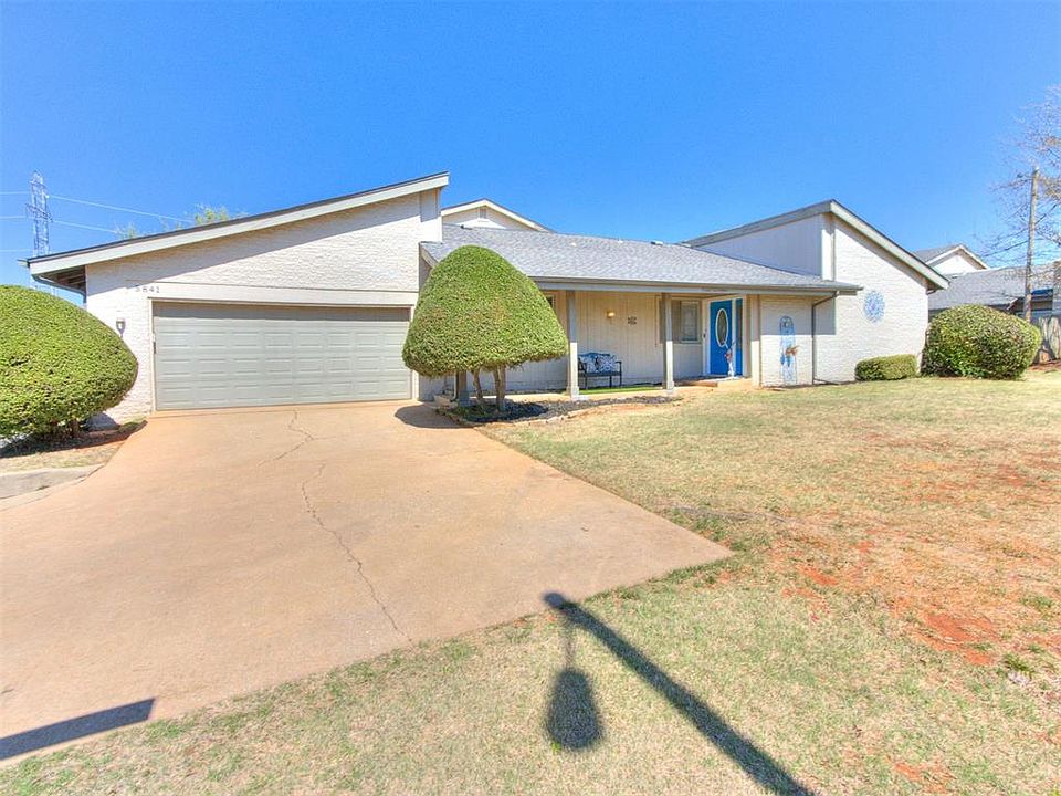 1st image of 5841 Hefner Village Ct