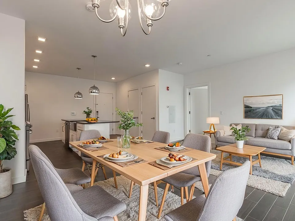 159 Cedar St #201