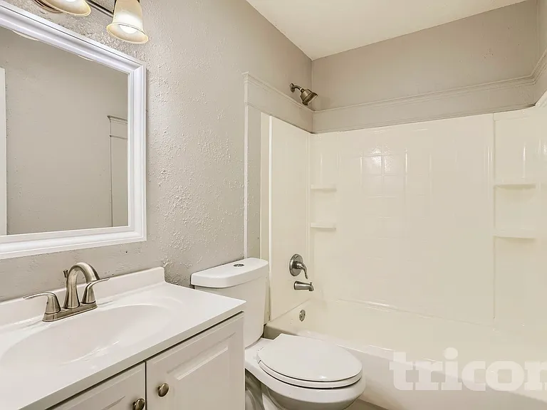6198 Arcade Ct — Photo 11