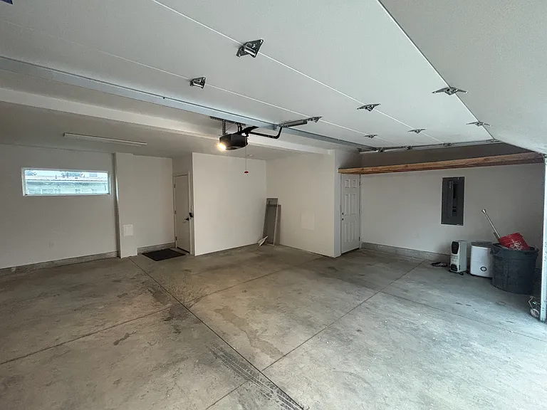 3924 W Longfellow Ave #B — Photo 16