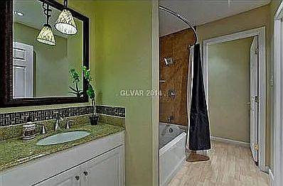 2nd image of 8237 Stapleton Ave