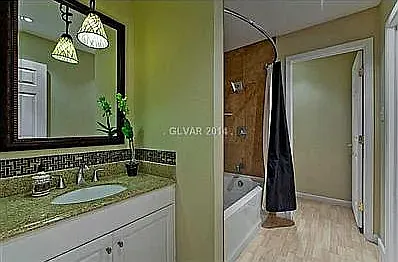 8237 Stapleton Ave — Photo 2