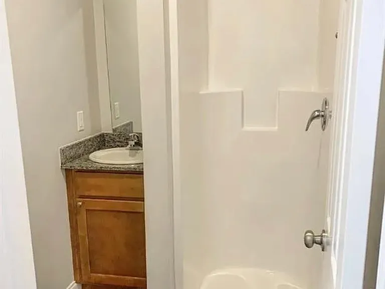 5515 Paige St — Photo 8