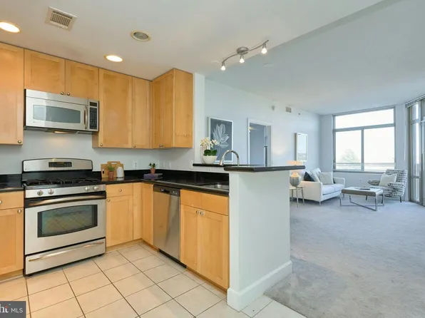 3650 S Glebe Rd S #454, Arlington, VA 22202