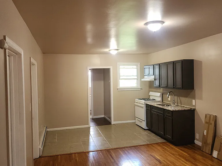 153 Temple St #3 — Photo 20