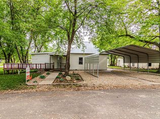 403 E Allen St, Leonardville, KS 66449