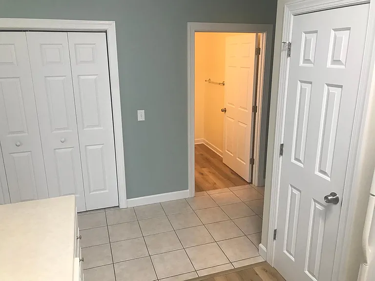 5006 Carleton Dr #95 — Photo 16