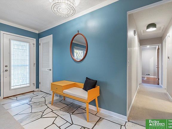 4th image of 2718 S 116th Avenue Cir