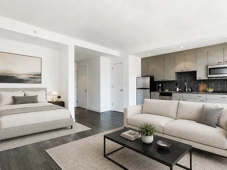 185 Avenue B #6D — Photo 2