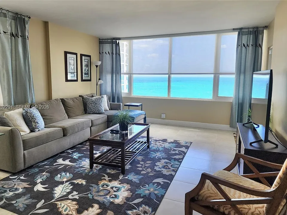 3505 S Ocean Dr #1206