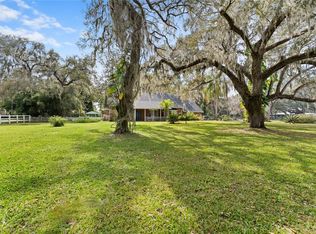 1409 Country Oaks Ln, Lakeland, FL 33810
