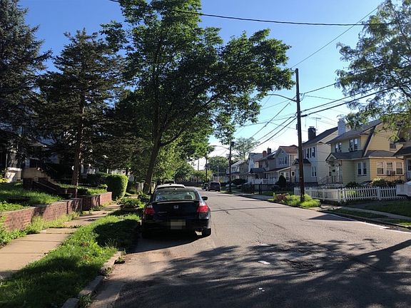 4th image of 132 Oakland Ter