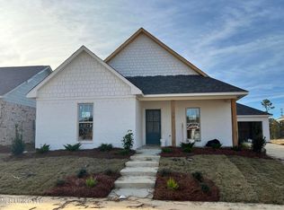 819 Long Leaf Cir, Brandon, MS 39042