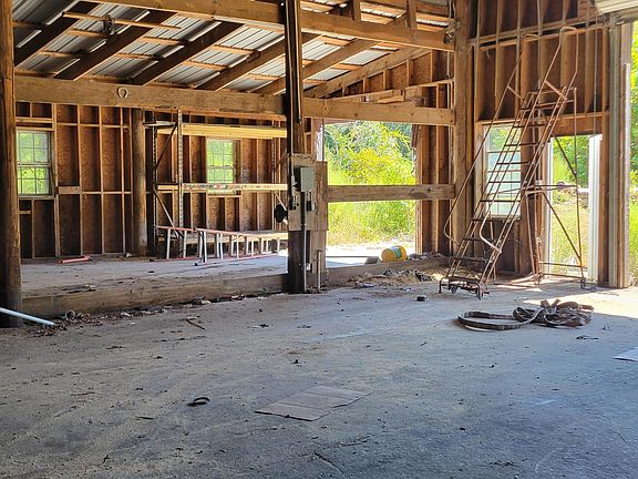 2nd image of 6816 Nc Hwy. 53 E