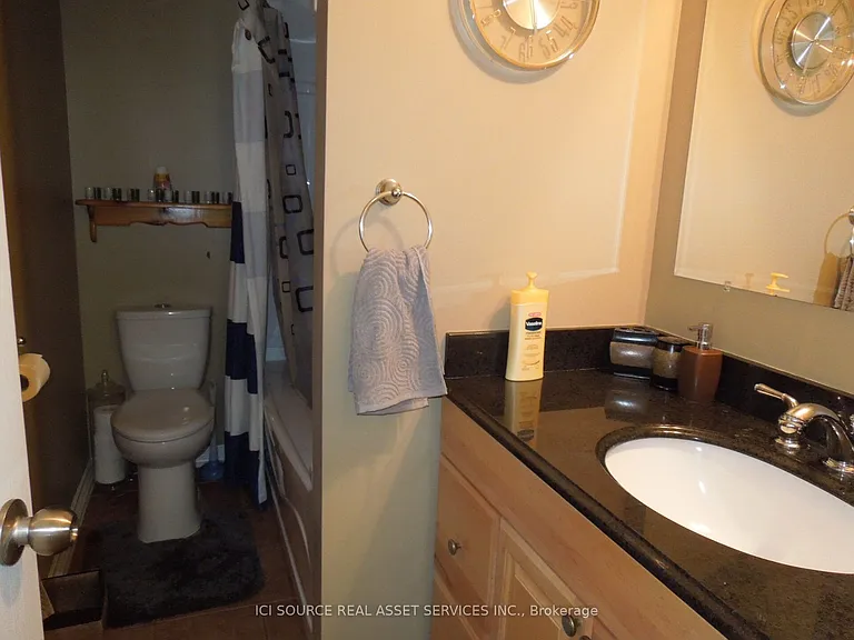 129 Ormond Dr — Photo 11