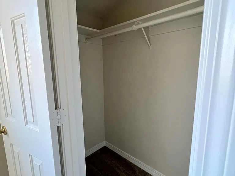 495 Chestnut St #6 — Photo 15