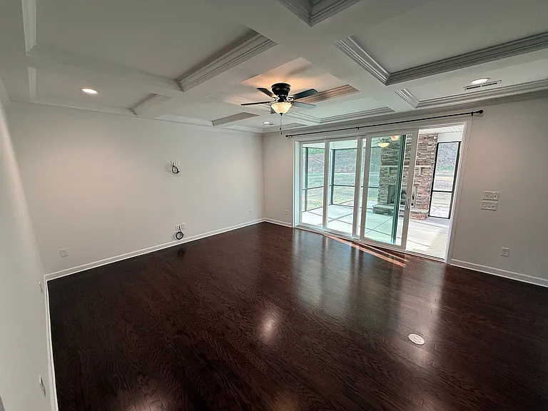 2567 Cornelius Pl NW — Photo 23