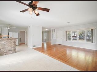 822 T C Jester Blvd, Houston, TX 77008