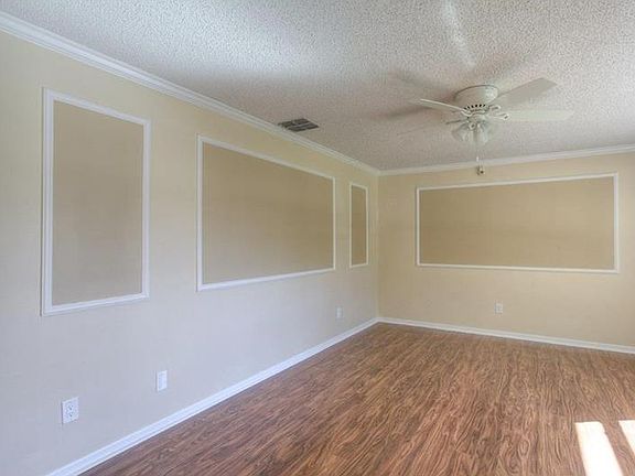 3rd image of 3465 Macclymont Ct