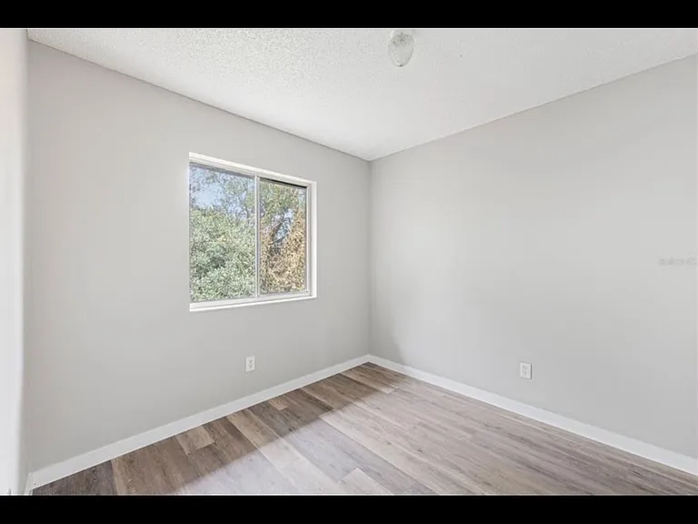 46 N Fairfax Ave #40 — Photo 2