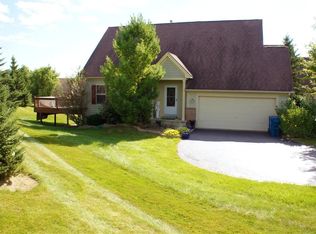 4155 Boulder Pond Dr, Ann Arbor, MI 48108