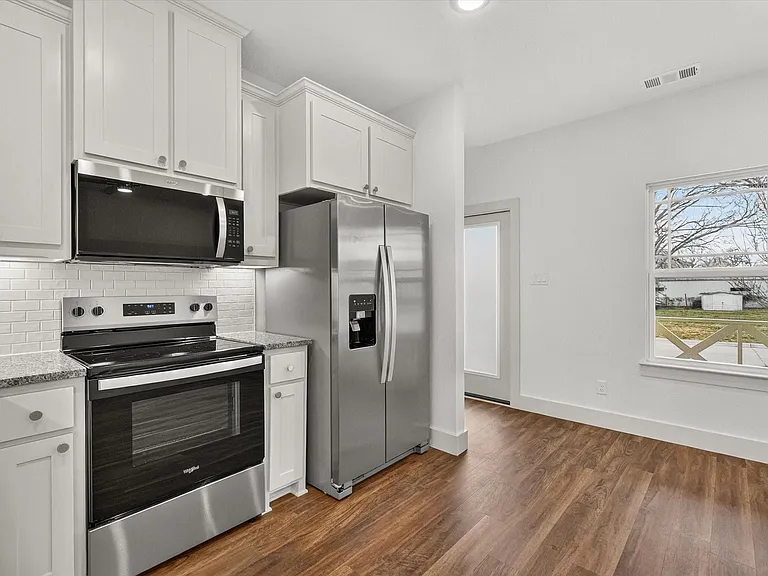502 E Kimball St #1 — Photo 7