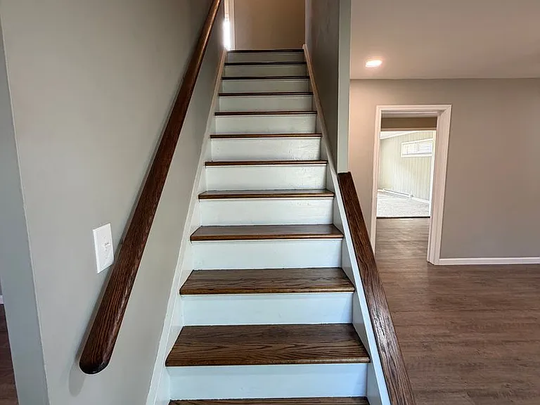 1518 Eastview Ave — Photo 13