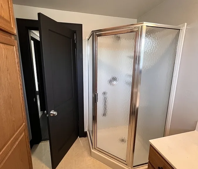 1714 N Green Bay Rd — Photo 12