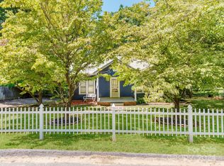 254 37th St SW, Hickory, NC 28602