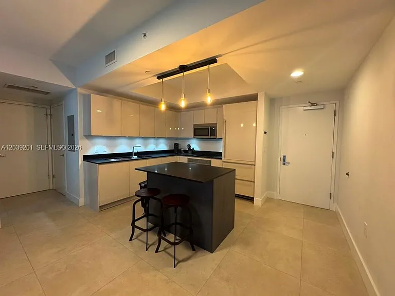1010 Brickell Ave #1807 — Photo 3