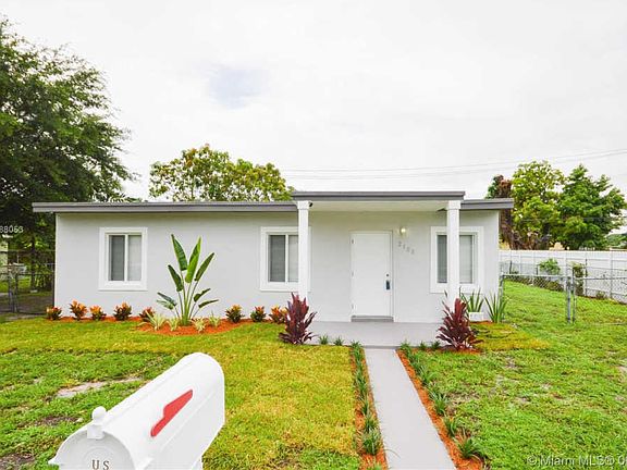 3rd image of 2100 NW 167th St