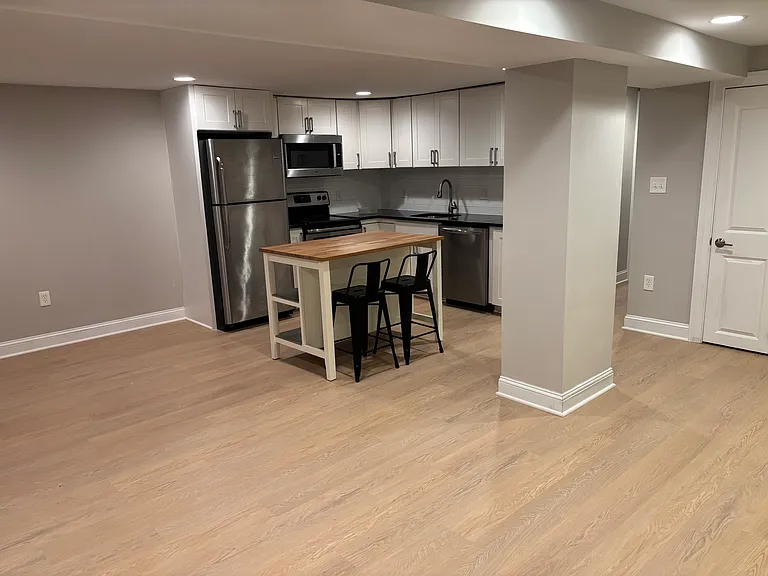 Kitchen and living room (NEW FLOORING)