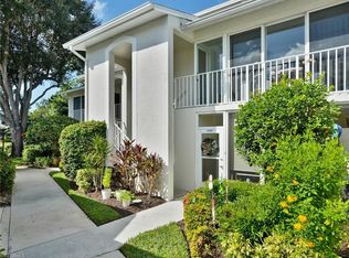 421 Country Hollow Ct APT D202, Naples, FL 34104