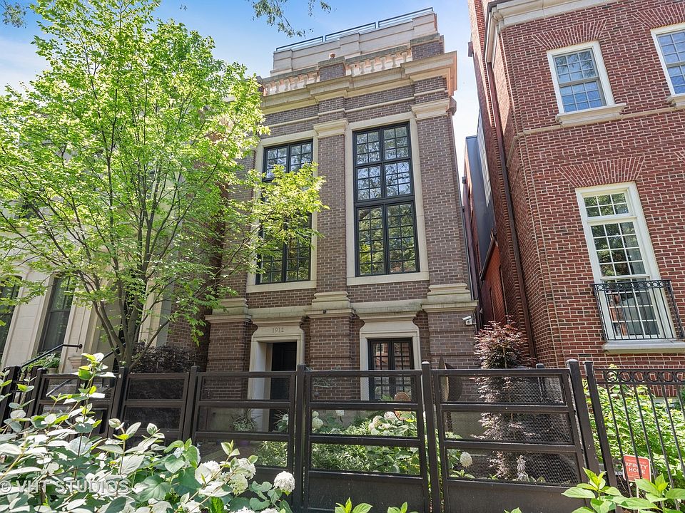 1st image of 1912 N Hudson Ave #C