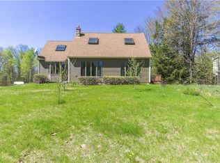 31 Cook Rd, Windham, ME 04062