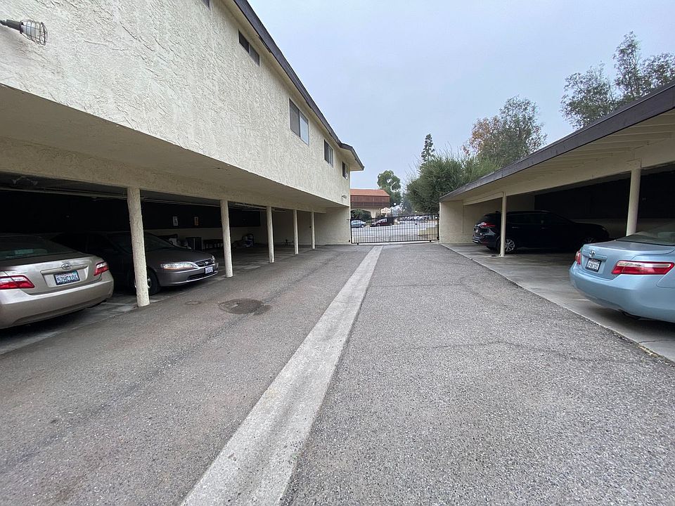 Building Photo 3
