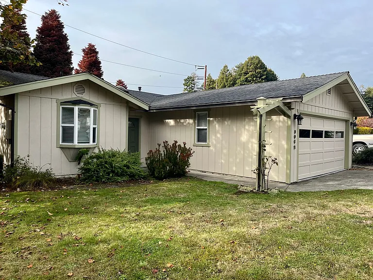 3062 Girard Ct — Photo 1