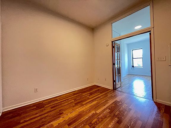 5th image of 65 Saint Marks Pl #18