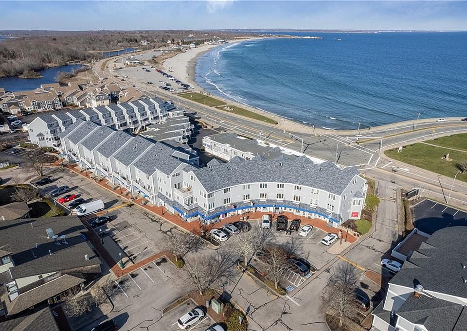 1st image of 34 Pier Market Pl #A