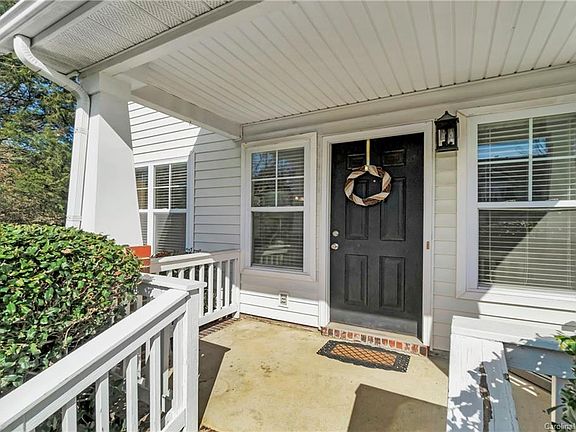 3rd image of 6524 Point Comfort Ln #47