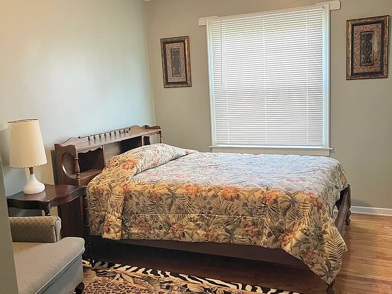 118 Rathbone Rd — Photo 6