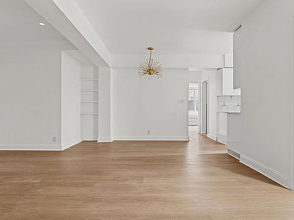 4th image of 350 E 30th St APT 1D