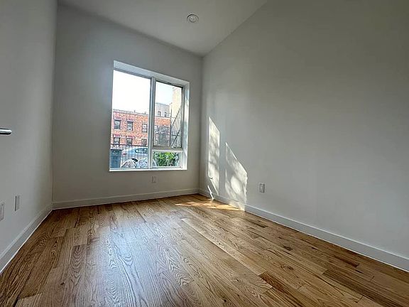 5th image of 66 Linden St #1A