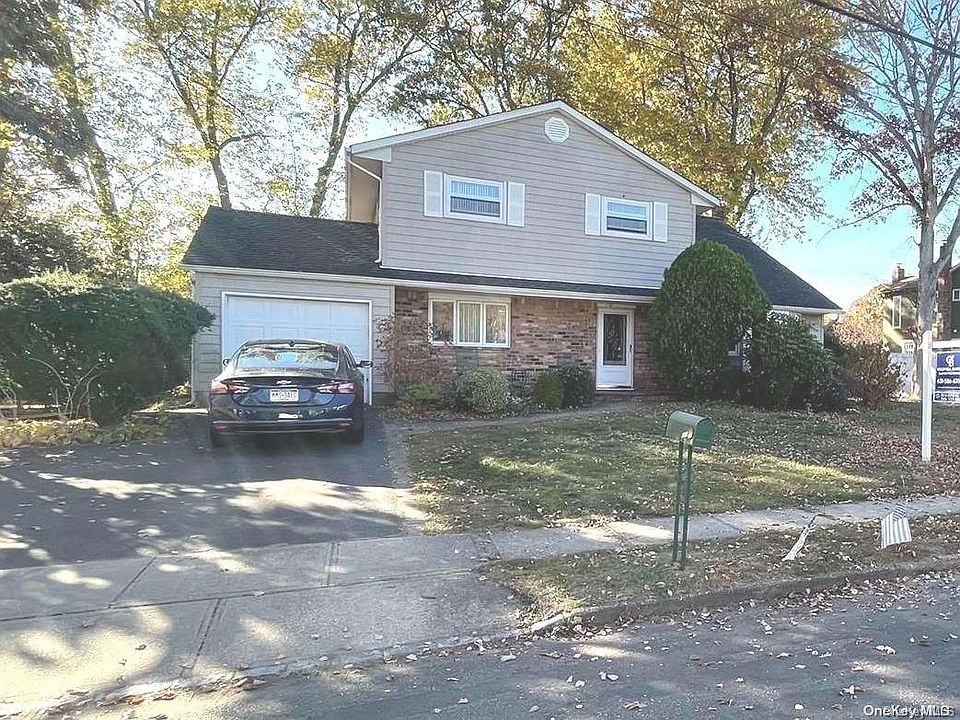 1st image of 110 Totten Avenue