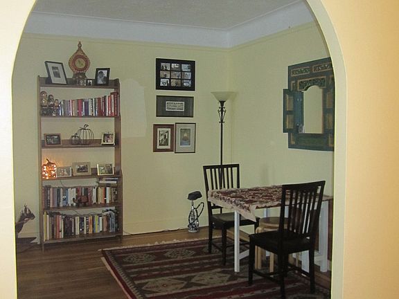 Living/Dining area